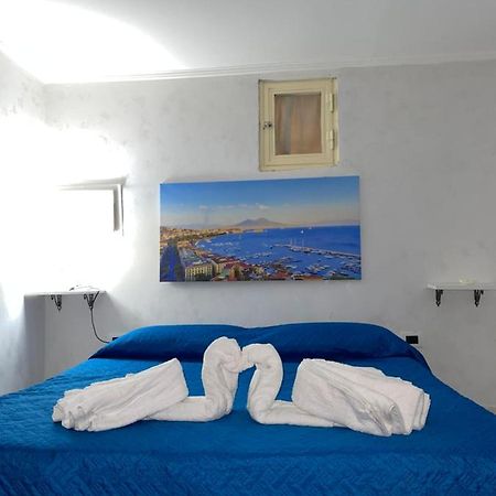 B&B Da Imma E Lucia Napoli Esterno foto